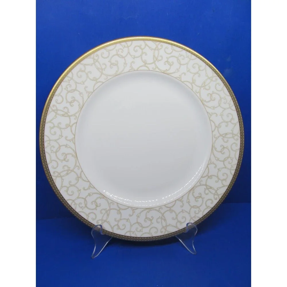 Wedgwood Celestial Gold Bone China 10 3/4